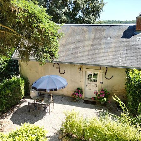 Charming Cottage In Chateau Les Roches Gardens Mont-Saint-Jean  Eksteriør billede